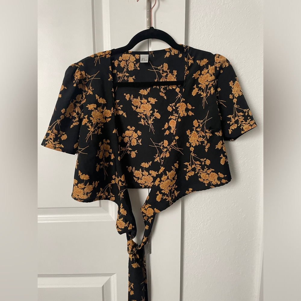 Wrap Crop Top - image 3